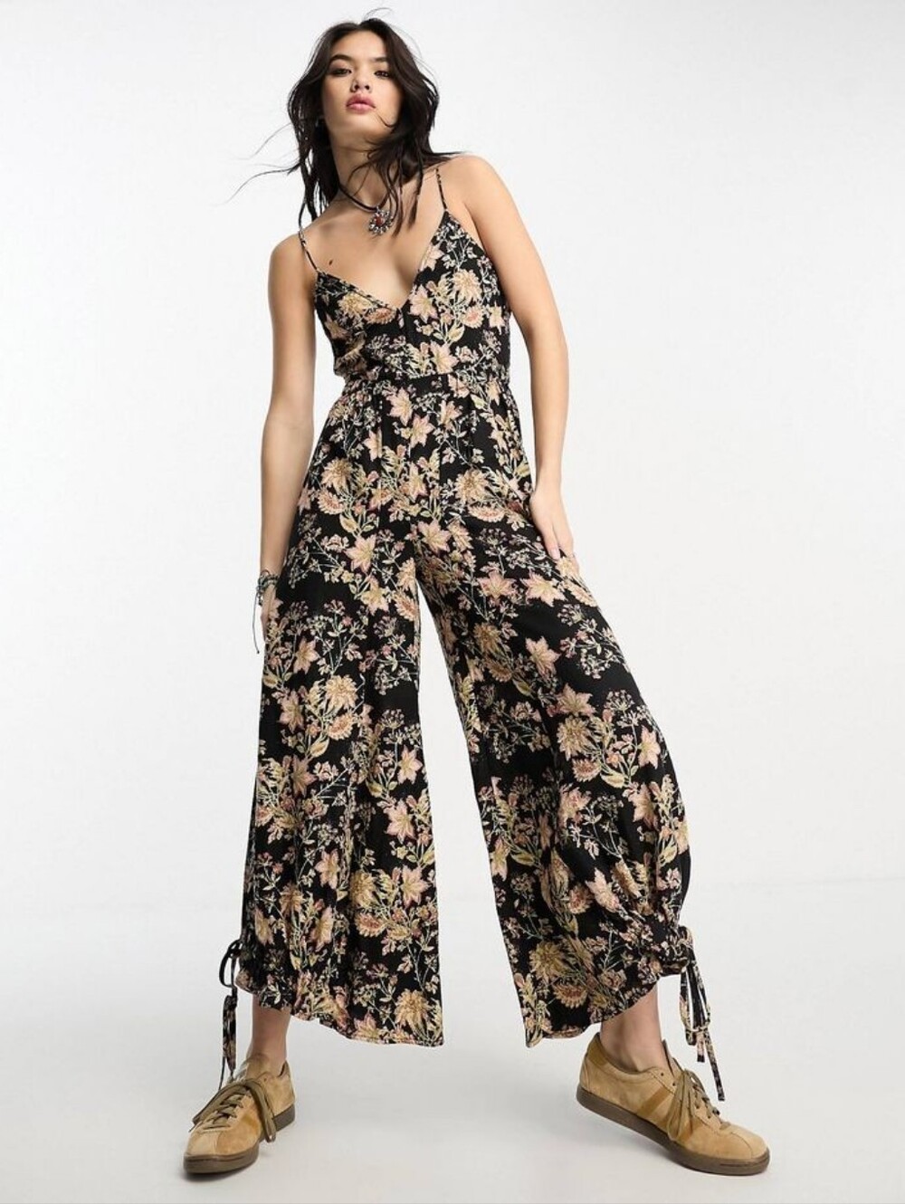 NWT Free People Stand Out Floral Jumpsuit Wide Balloon Leg Open Back Sz XS Boho